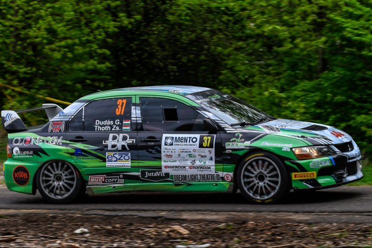 Rally: Parádés győzelem